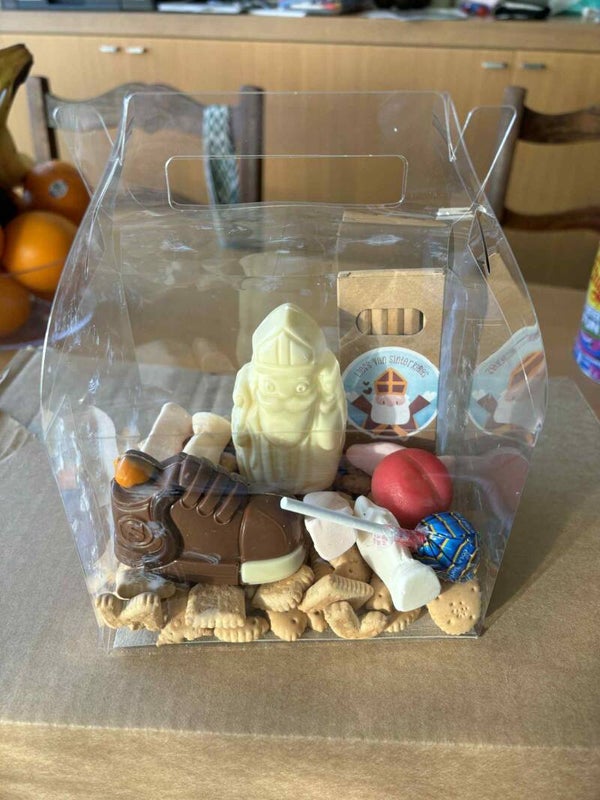doosje gevuld + geschenkje