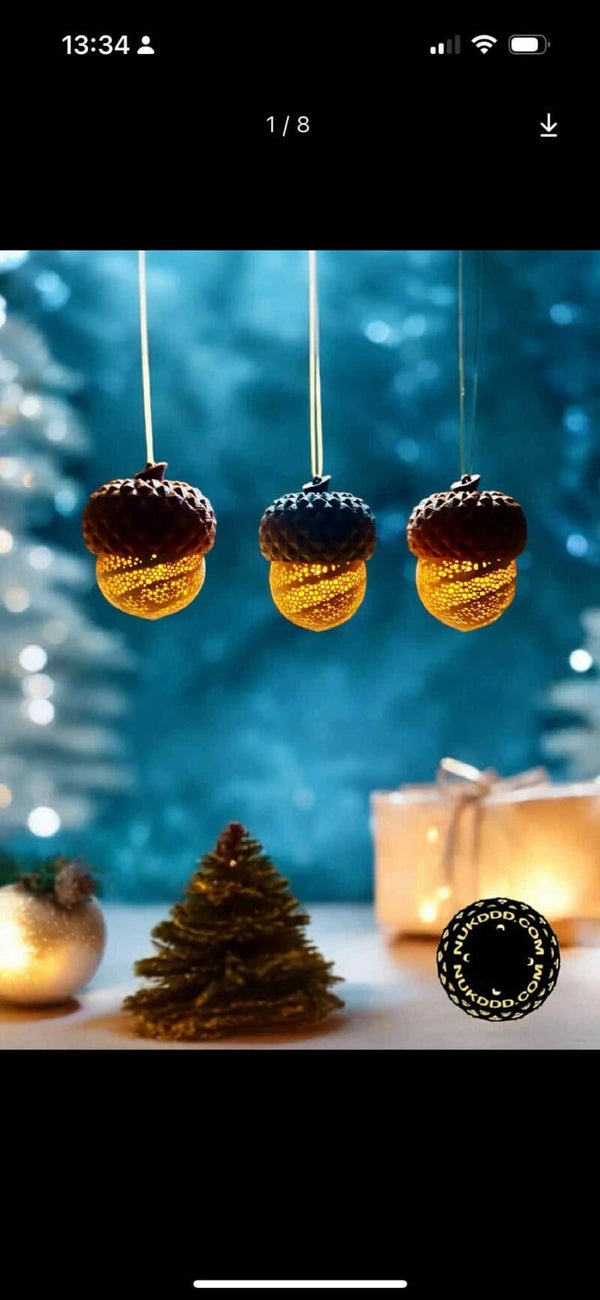 3 hang eikeltjes