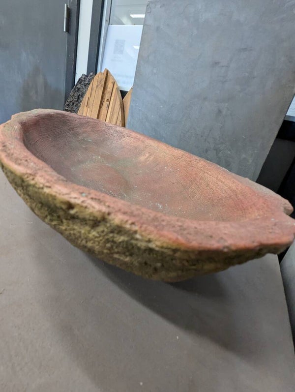 Handgemaakte Kunstsculptuur: Unieke Schaal ovaal 52cm