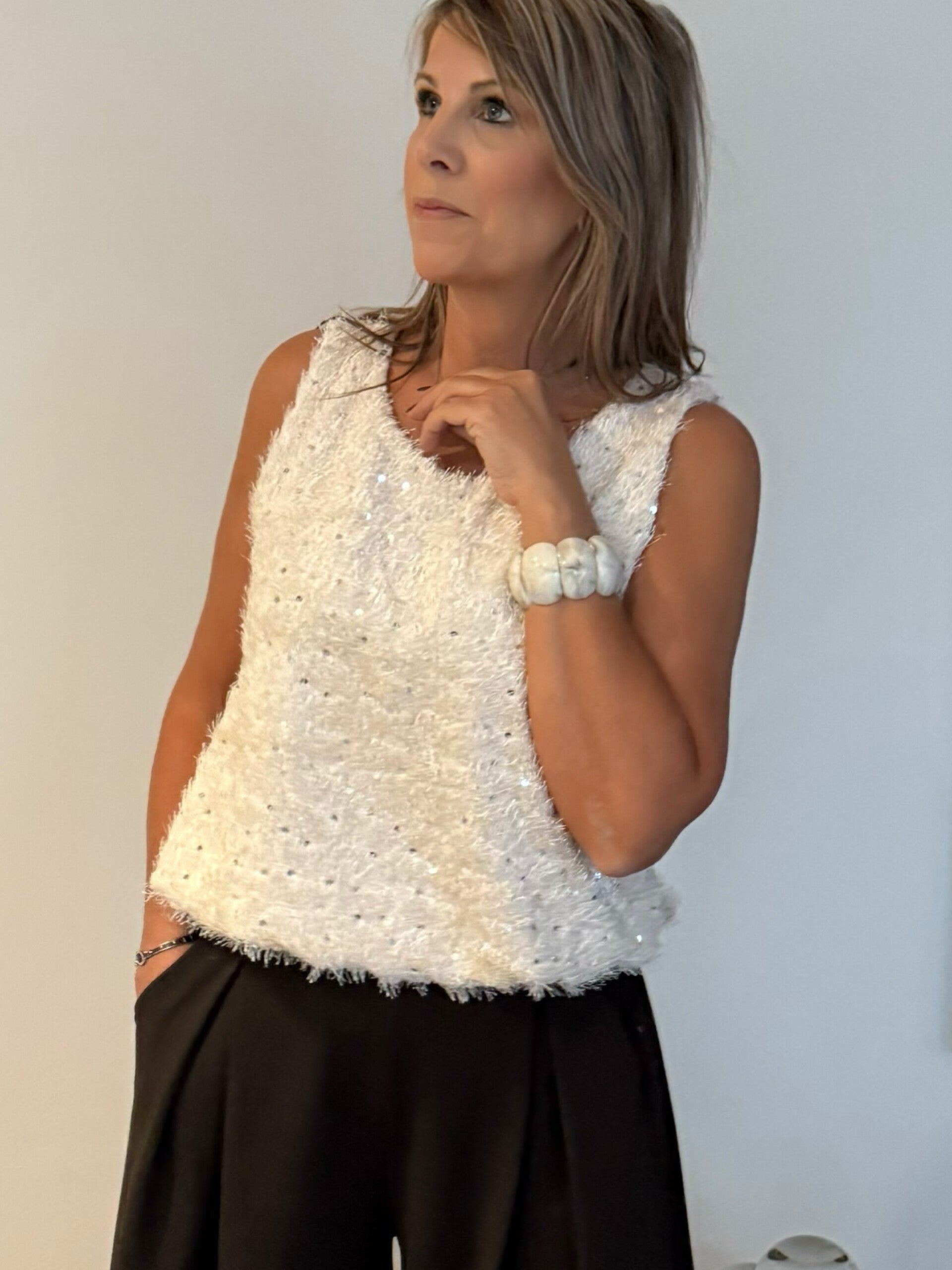 top fluffy ecru/beige