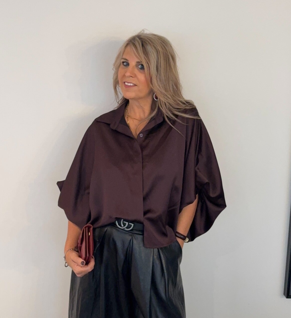 satijnen blouse met fronsmouwen prune