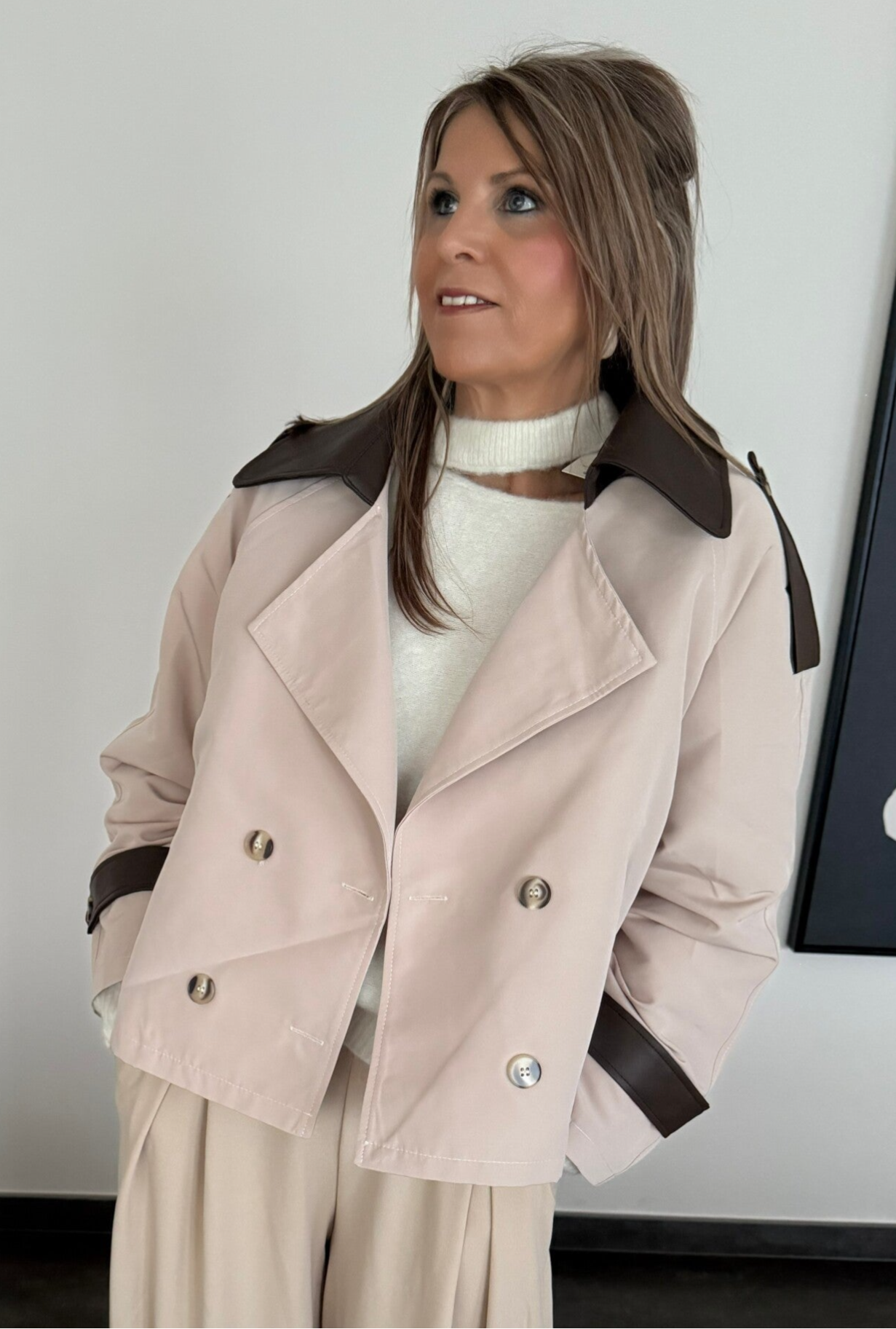 Jas beige met lederen kraagje
