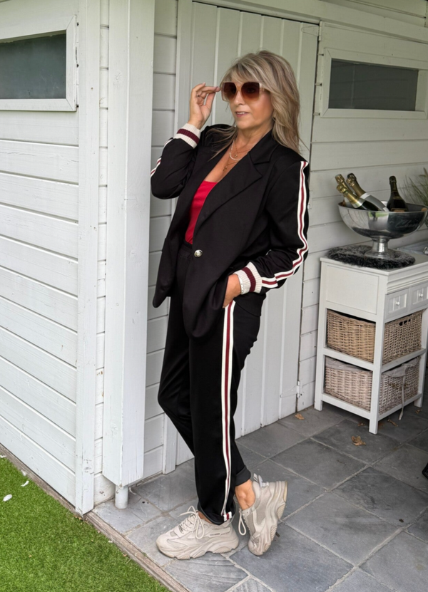 Blazervestje sporty en broek zwart