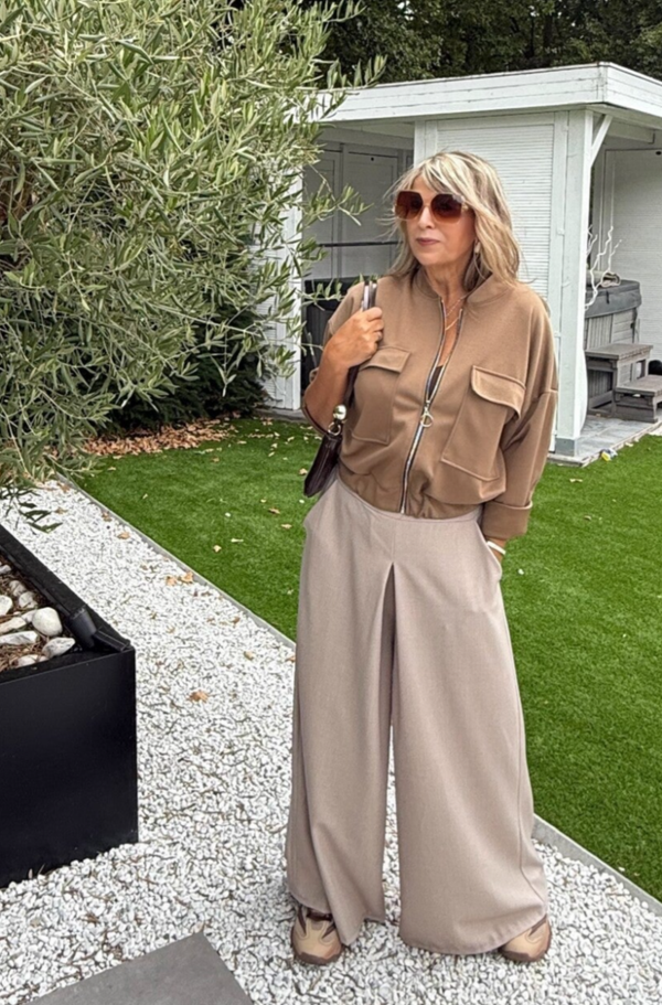 sweatervest in zacht stofje taupe Petra