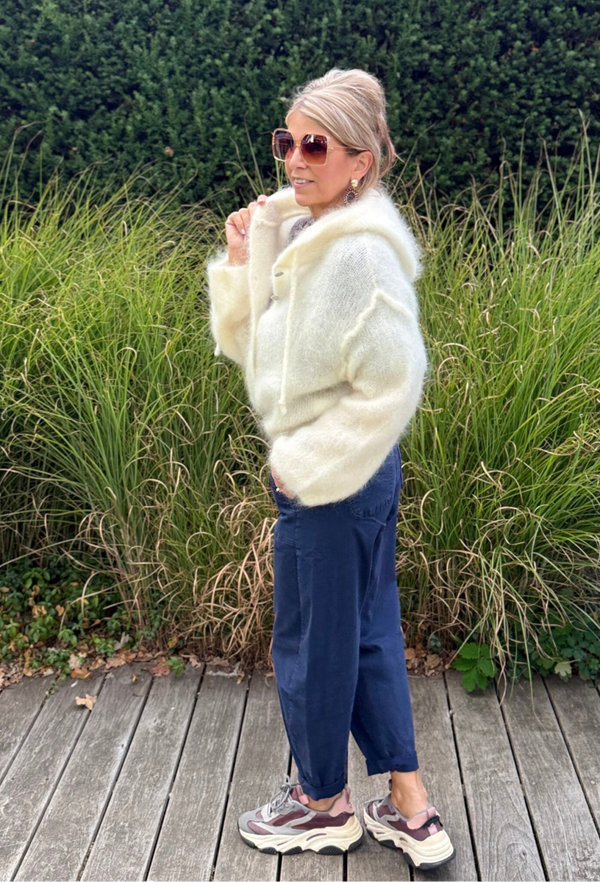 mohair knit met kap ecru
