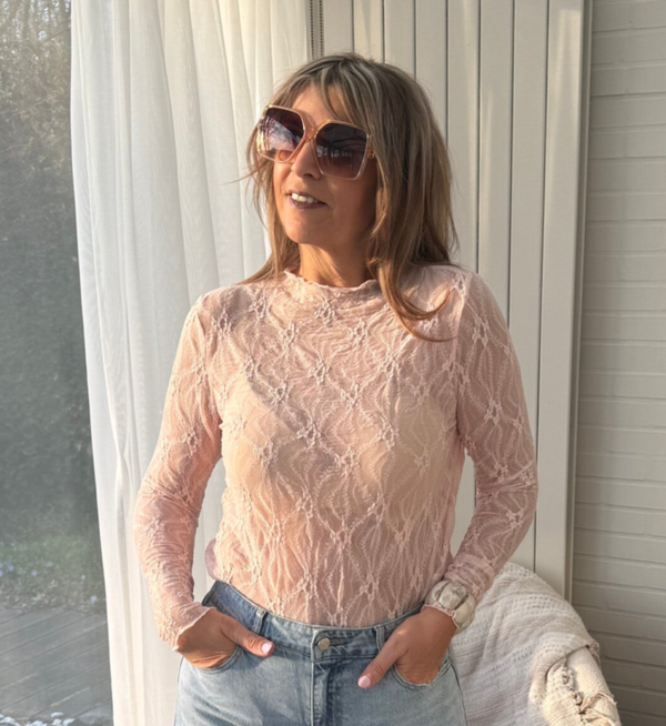 Pink top lace Karo