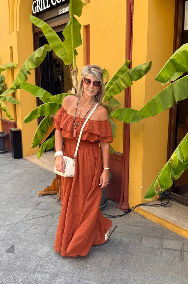 Zomers kleedje roest met ruches