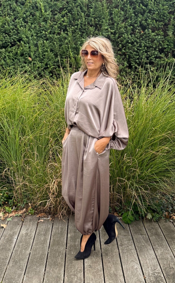 Satijnen set taupe Gisele