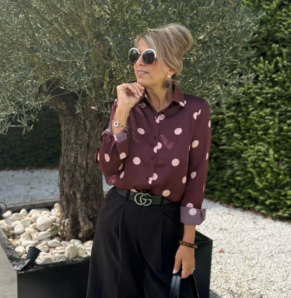 Burgundi blous met pink dots