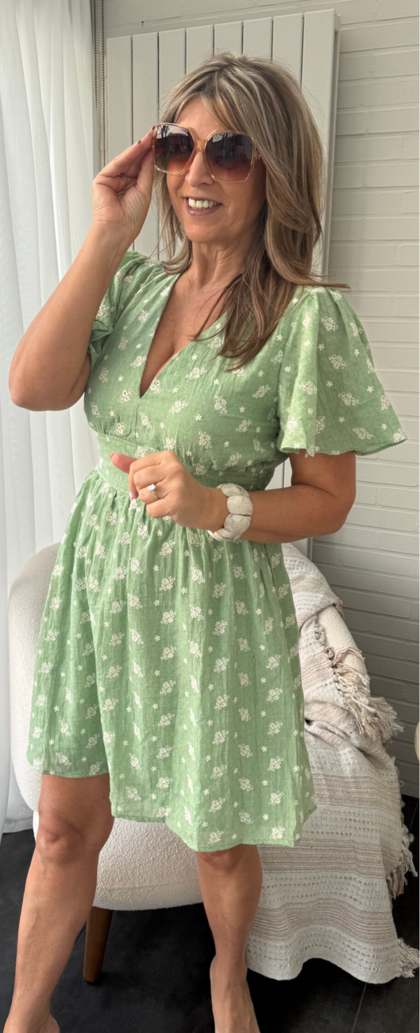 Kleedje munt met bloem broderie