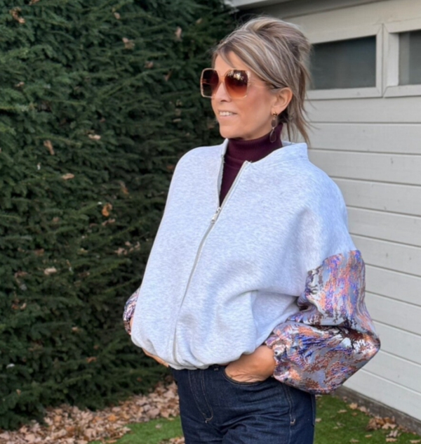 Sweatervest grijs met wijde mouwen