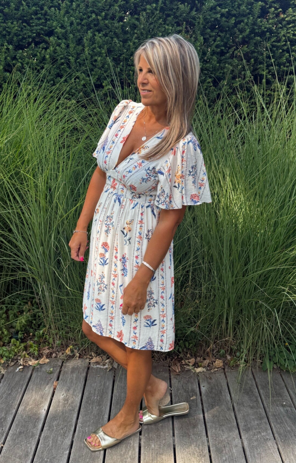 Kleedje flowerprint ecru/ blauw