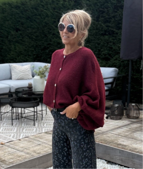 Oversized trui  met knoopjes burgundi