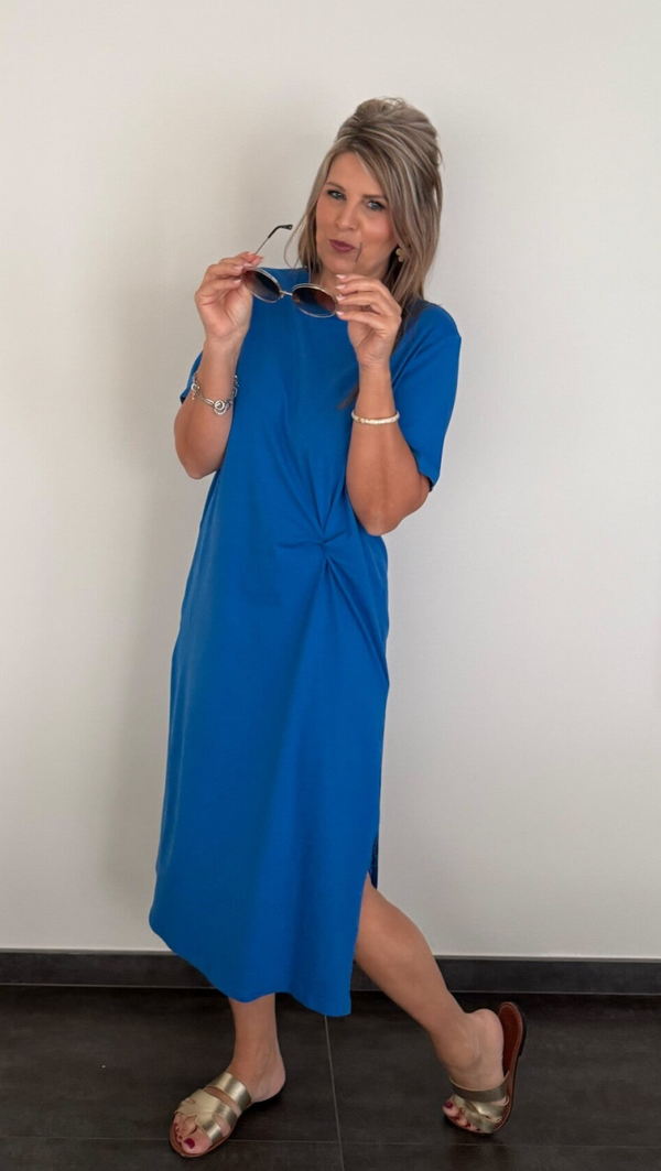Kleedje azurblauw t-shirtstof met