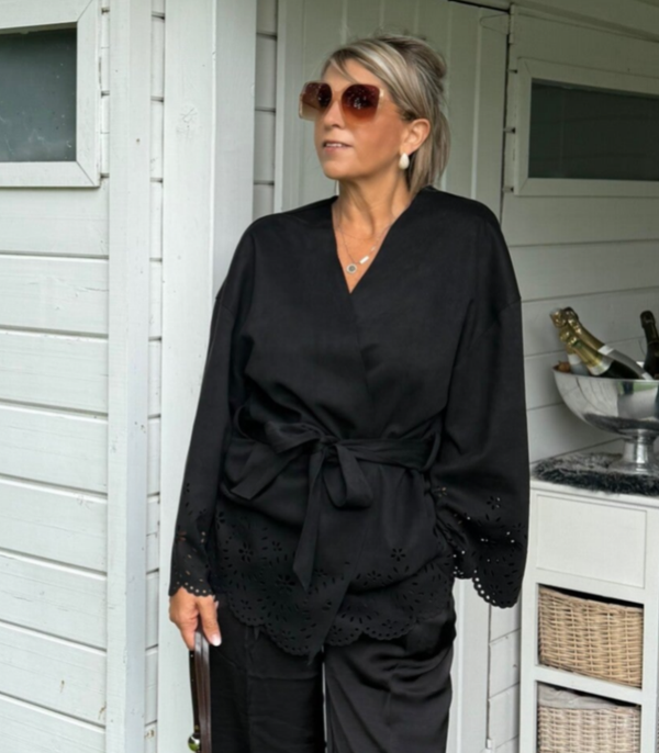 Imitatie suede vest black Dina