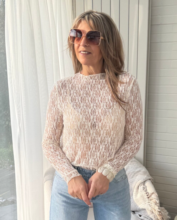 Ecru top lace Karo