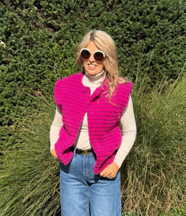 Teddy vestje met streepjes fuchsia/ burgundi