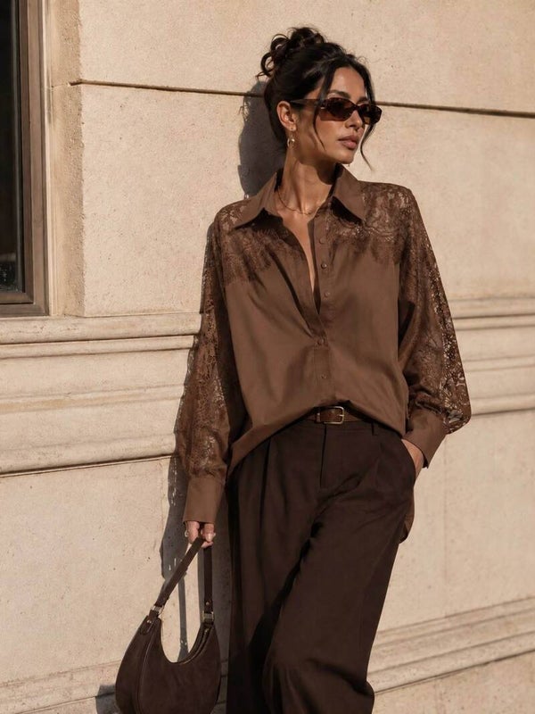 Blouse bruin met kanten mouw