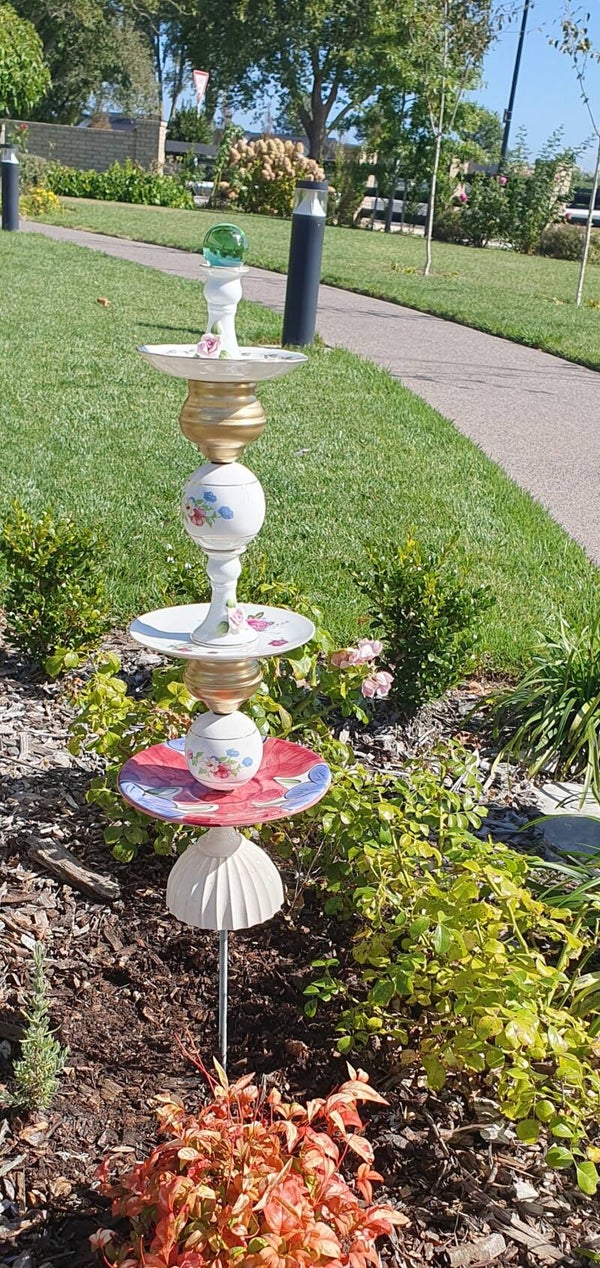 Garden Bird Feeder / Totems - Pink Rose
