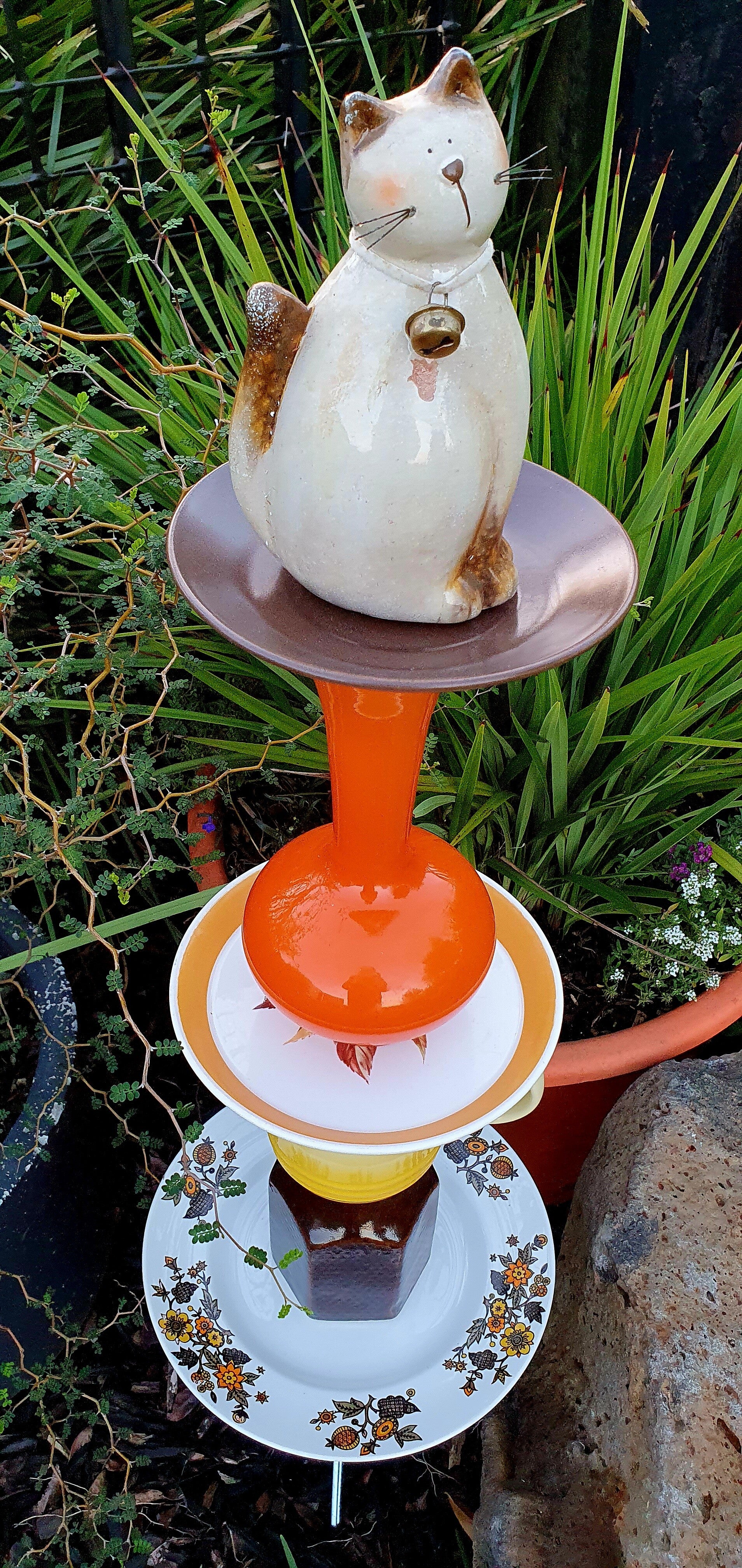 Garden Bird Feeders / Totems - Retro Cat