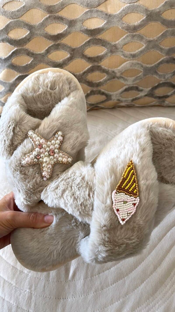 Cream-cloud slippers