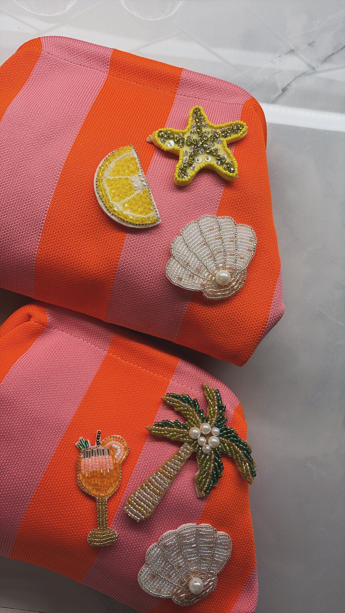 Make your own ‘Tropical clutch’