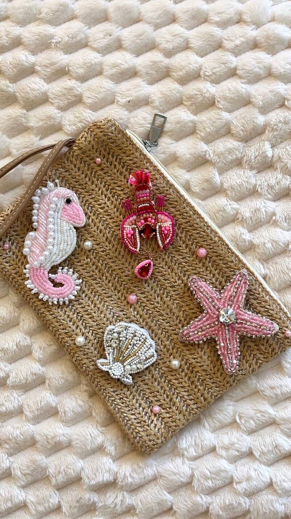 Pre-made wristlet