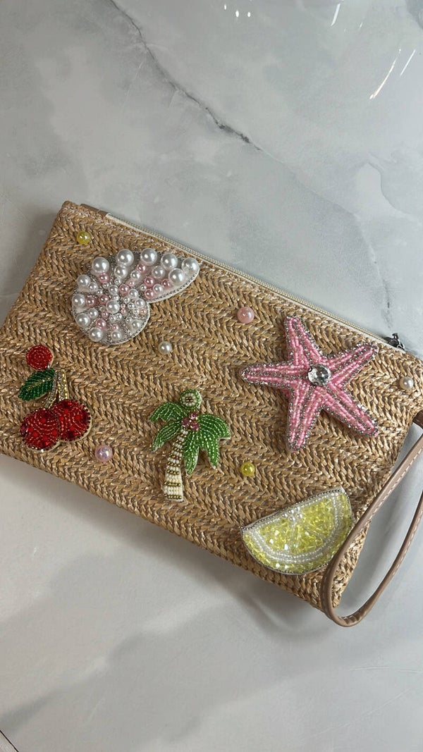 Pre-made wristlet