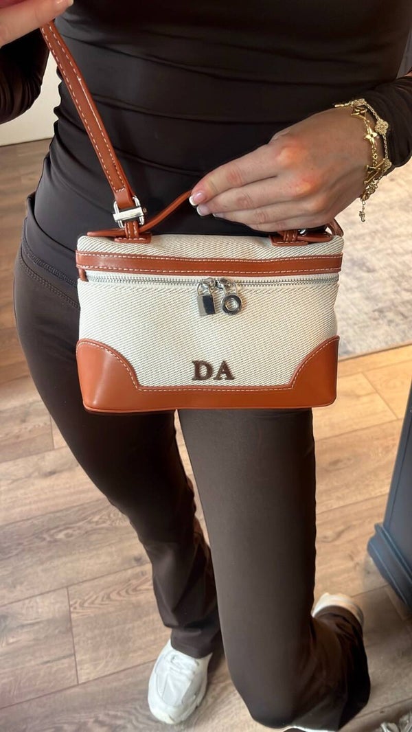 Crossbody box bag tan