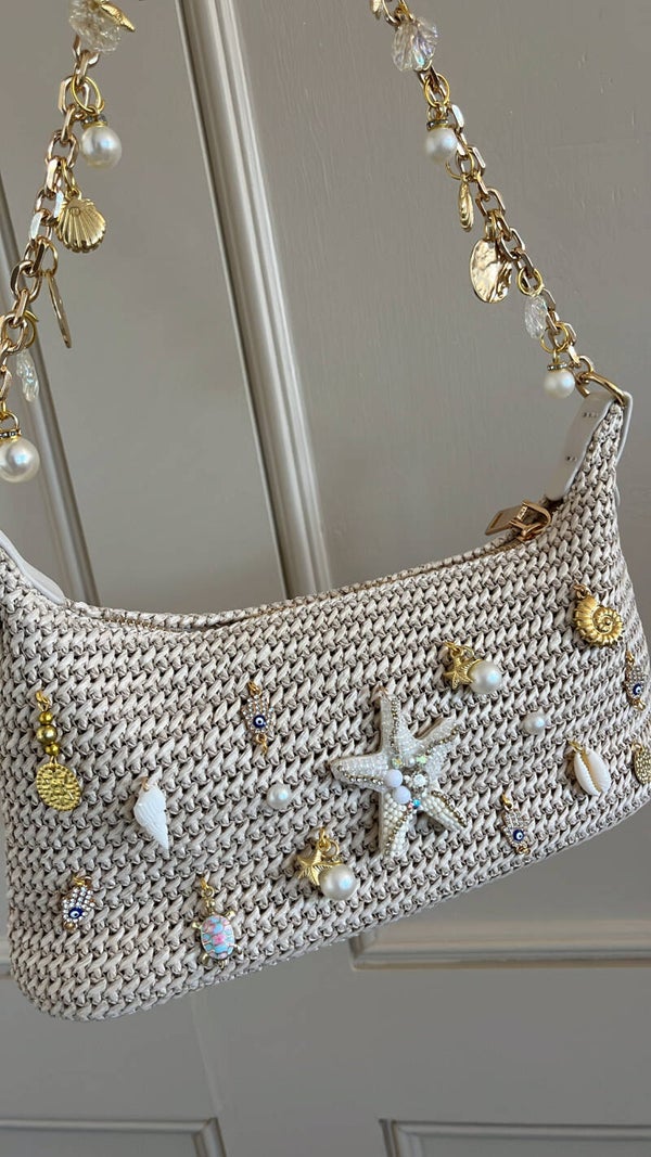 EE charm shoulder