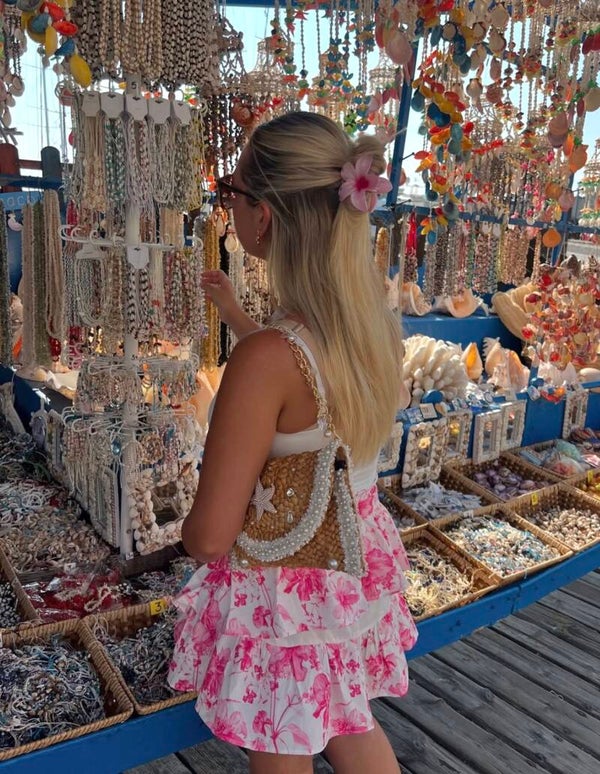 Lana pouch gold with handle