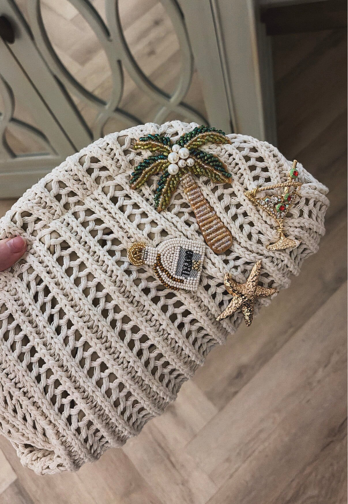 Palm clutch