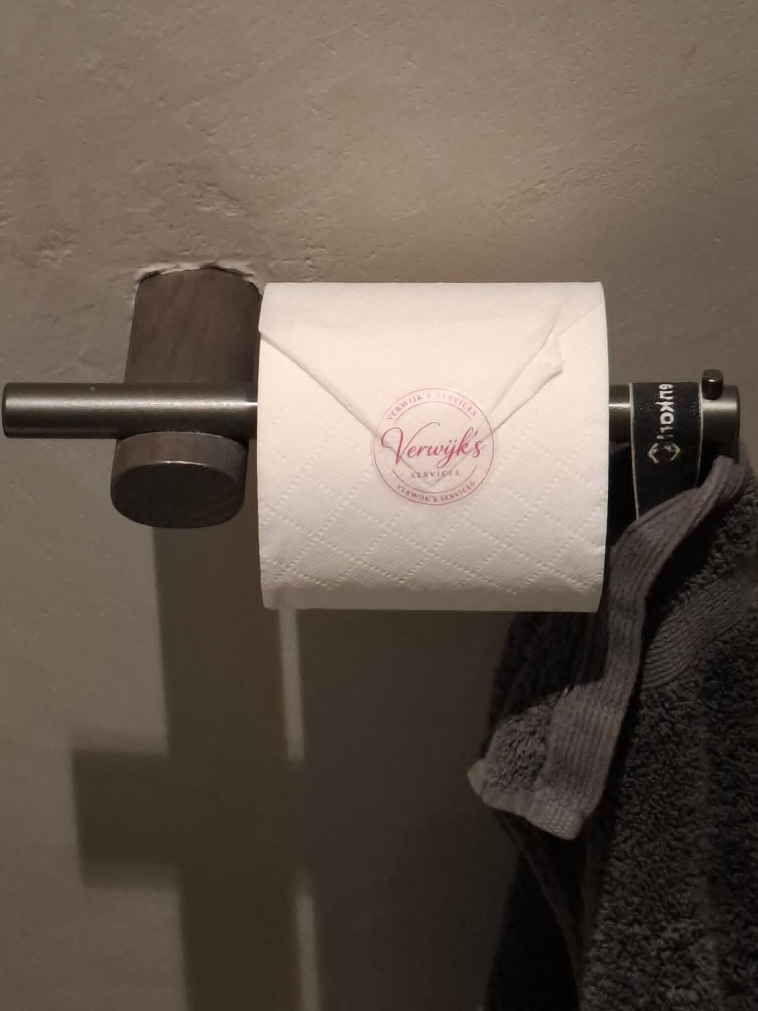 wc-papier-logo-michelle-standard.jpg