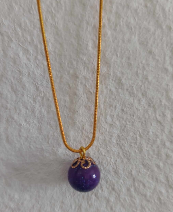 Epoxy Kette mit Goldkette Lila
