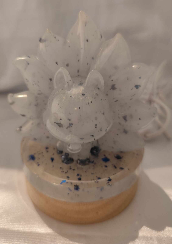 Neunschwänziger Fuchs Lampe Perlweiss