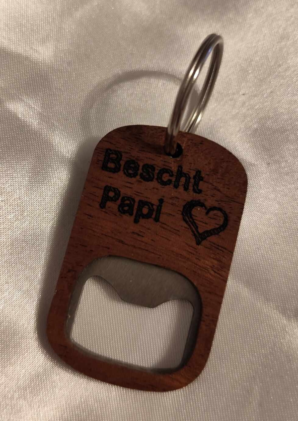 Bescht Papi Flaschenöffner Schlüsselanhänger