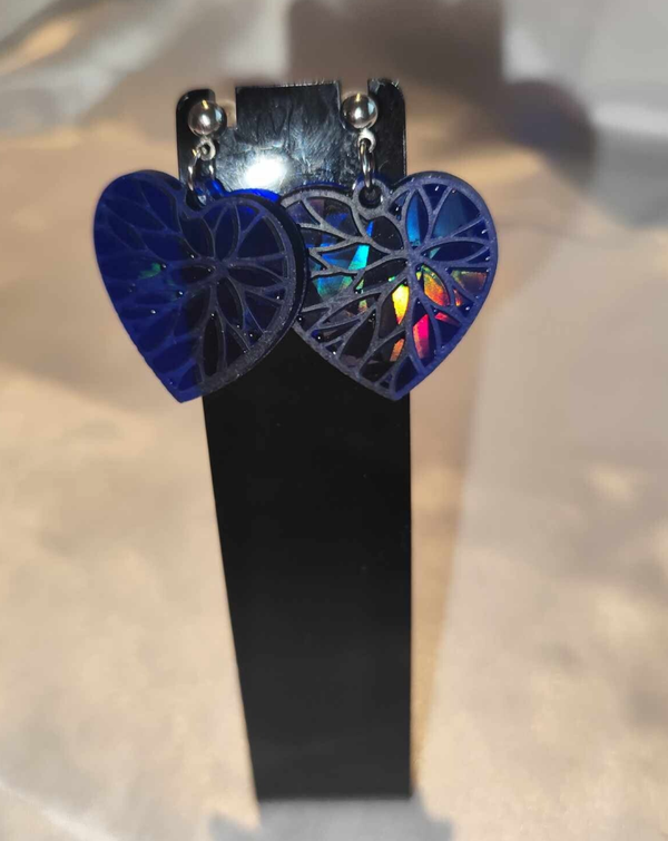 Holografische Herz Ohrstecker Blau