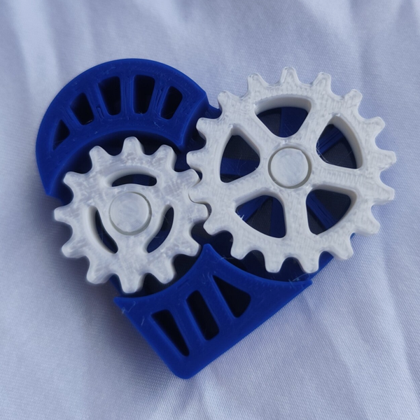Herz Gear Fidget Blau / Perlenweiss
