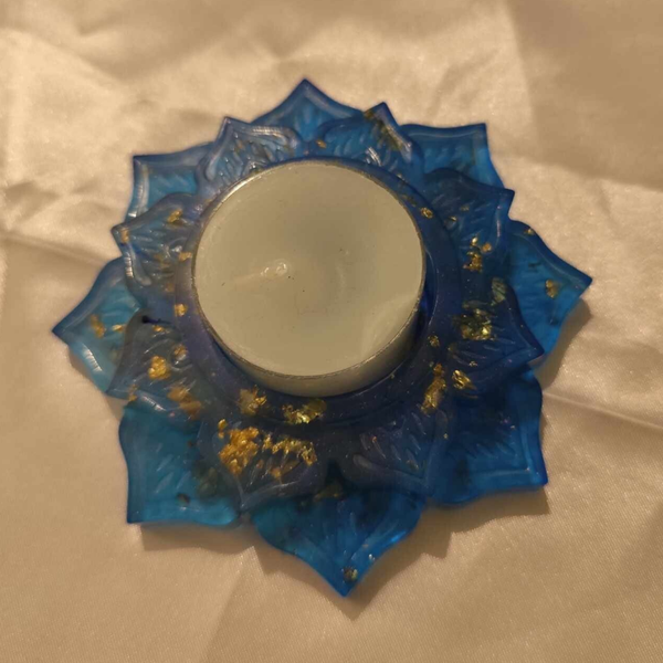 Teelicht Lotusblume Blau mit Goldflocken