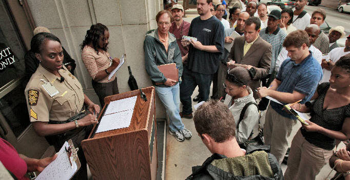 foreclosure-auction-courthouse-steps-standard.jpg