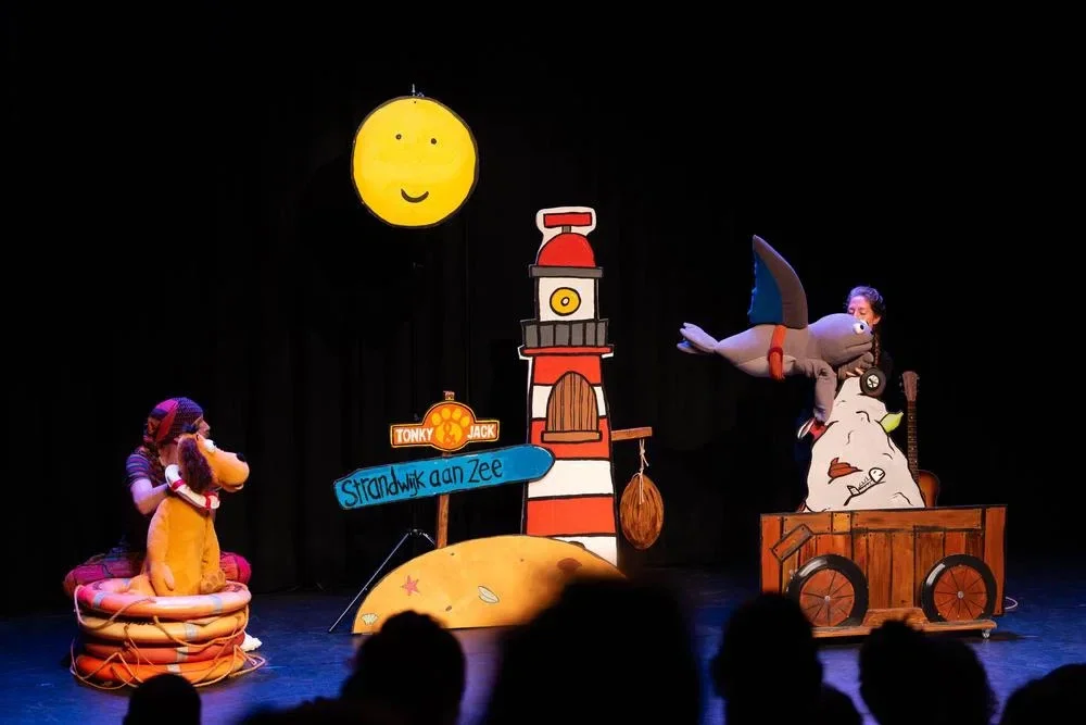 Kindervoorstelling Groetjes uit Strandwijk aan Zee in Haaksbergen
