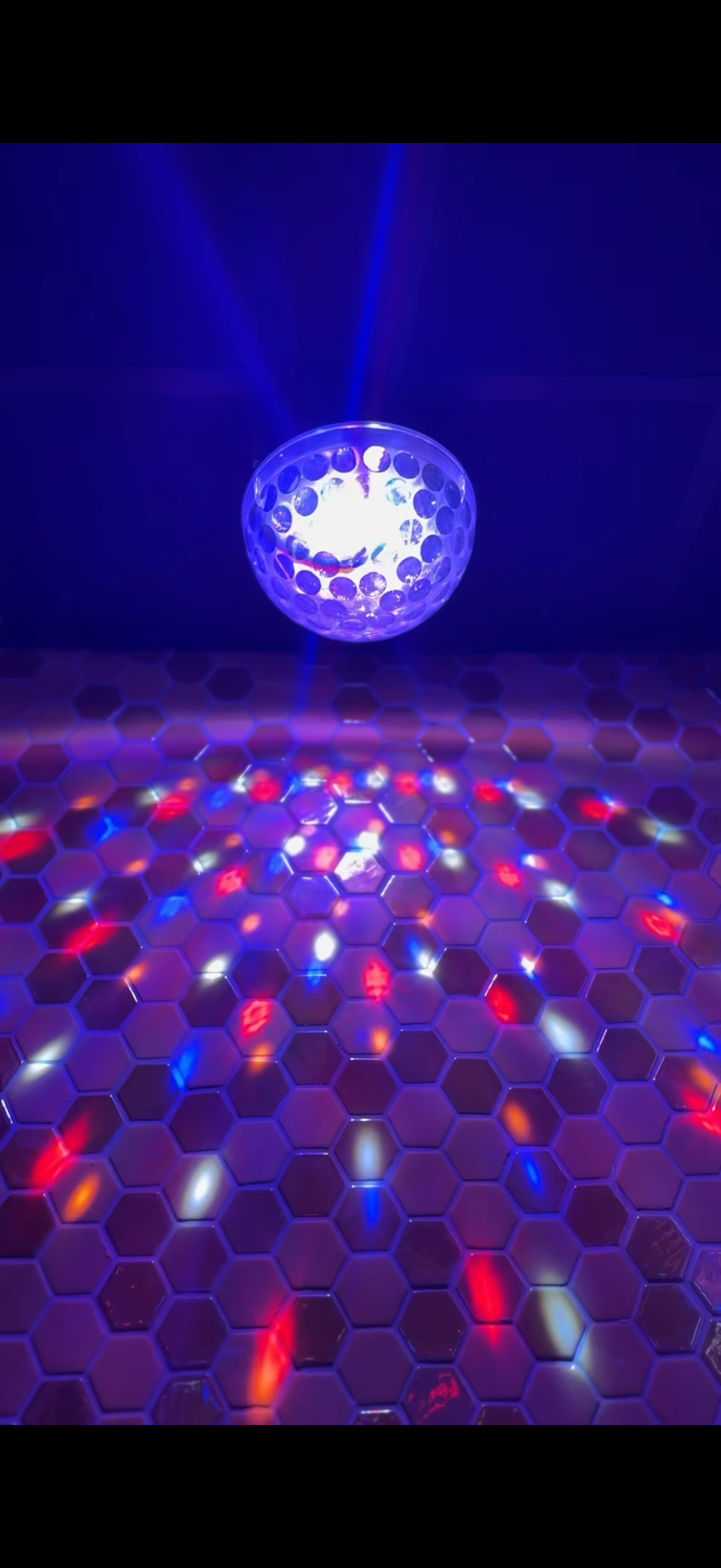 Disco op de wc bij Nielz Almelo - Leuk met kinderen!
