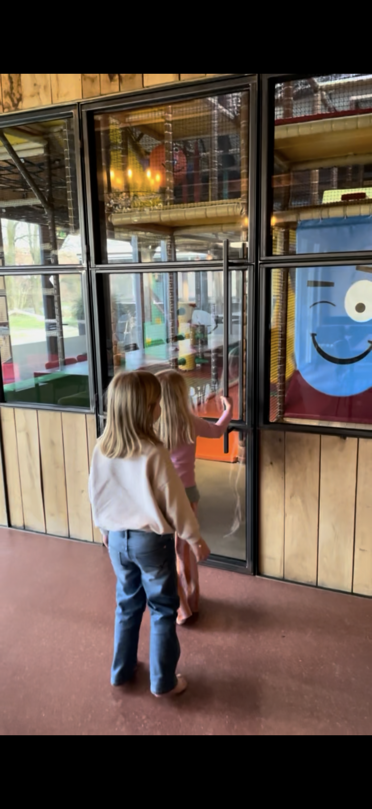 Restaurant met binnenspeeltuin Twente