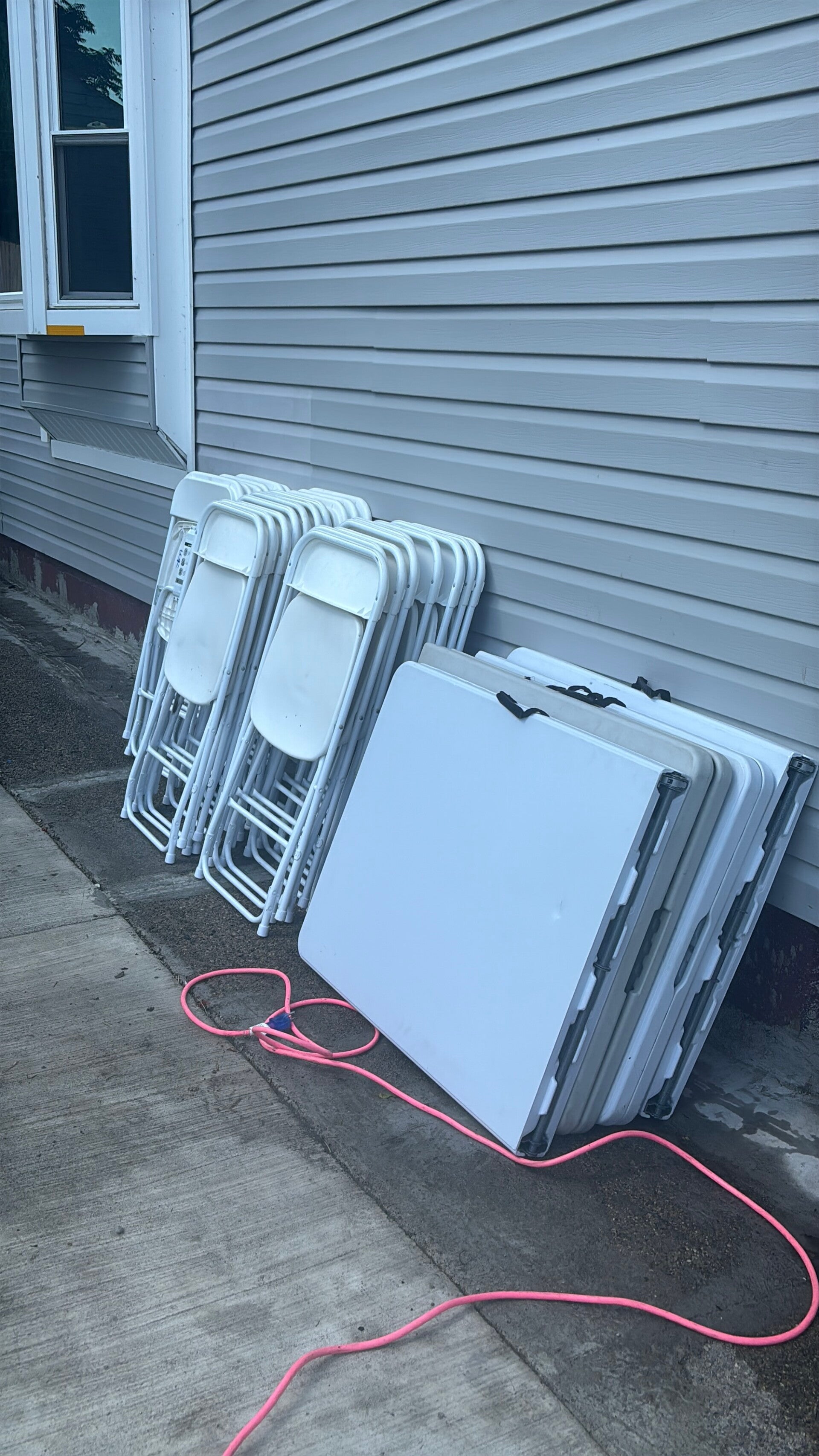 6 foot tables and folding chairs