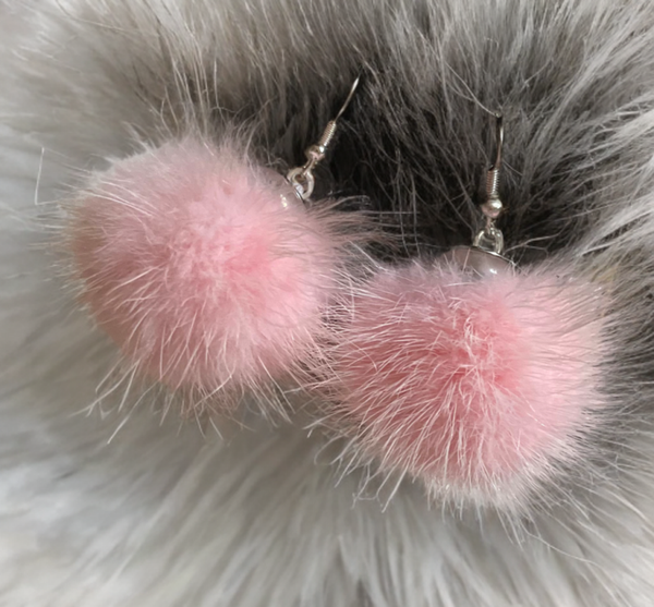 Puschel Ohrringe rosa