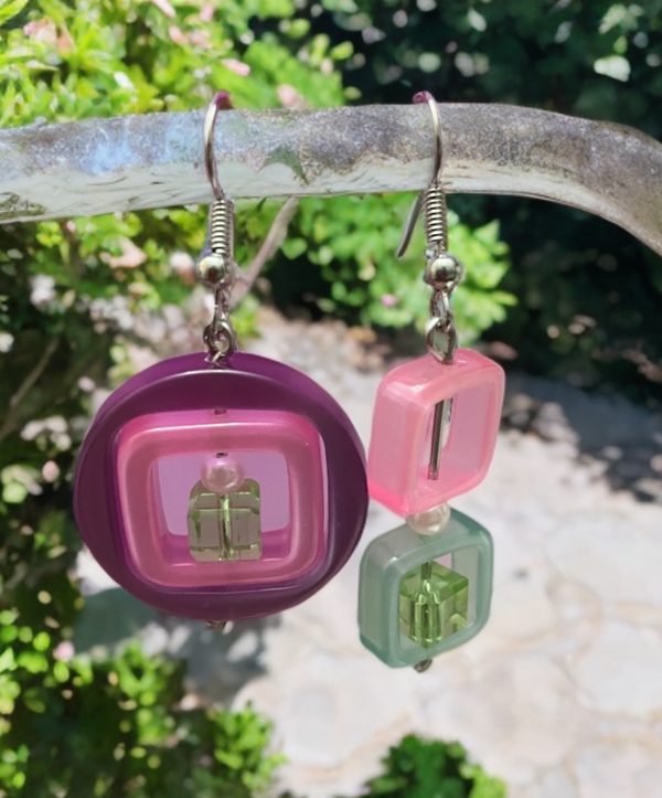 Farbenspiel Ohrringe pink und grün