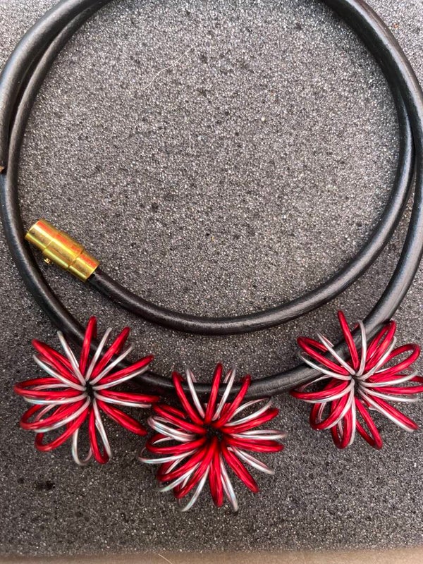 Blüten rot / silber