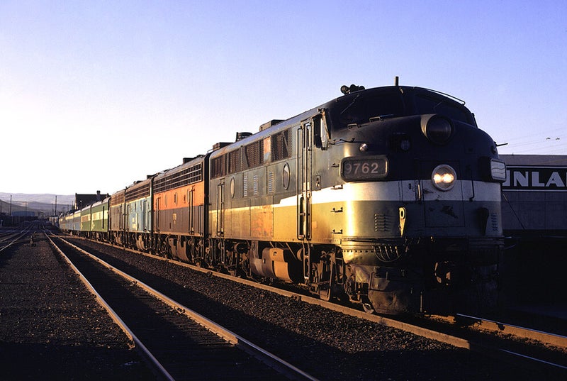F Unit Train EMD F-unit | Trains and Railroads