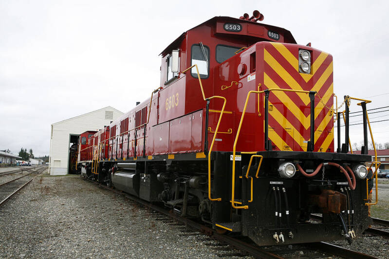 New NRE 3GS21B locomotives were delivered to the U.S. Army.