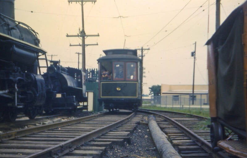 No. 578 (left) on static display with Marble Quarry 0-4-0T No. 1 at the Ohio Railway Museum in August of 1966.